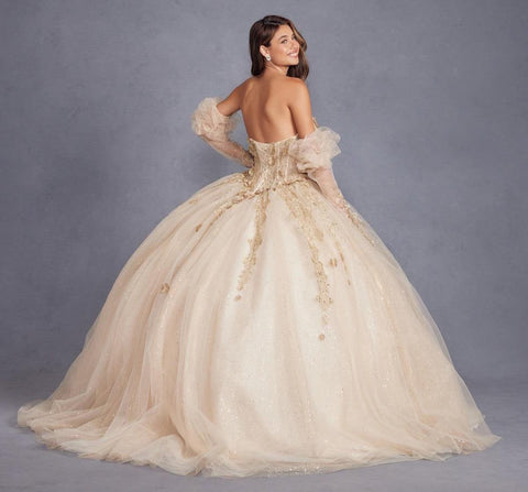 Ballkleid mit 3D-Blumenmuster und Puffärmeln von Juliet JT1465H