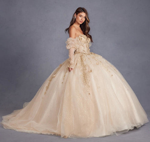 Ballkleid mit 3D-Blumenmuster und Puffärmeln von Juliet JT1465H