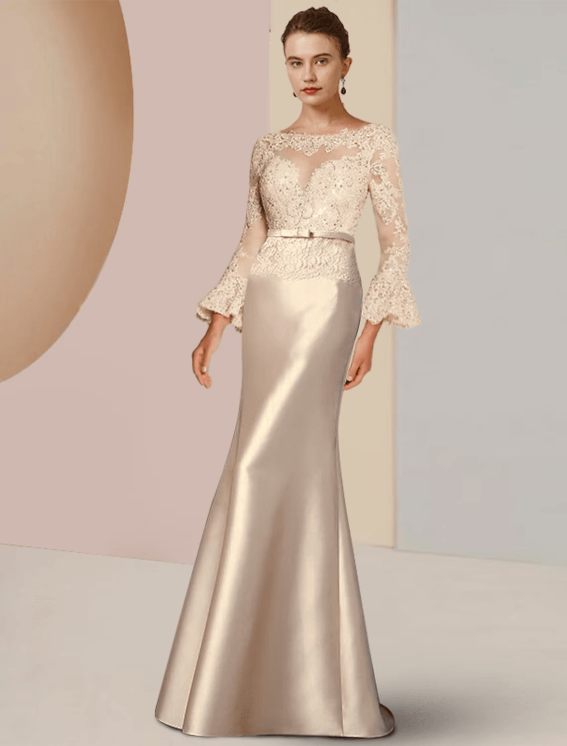 Vestido tubinho/coluna para mãe da noiva, convidada de casamento, elegante, decote redondo, cauda comprida, cetim, renda, manga comprida com aplicações de missangas