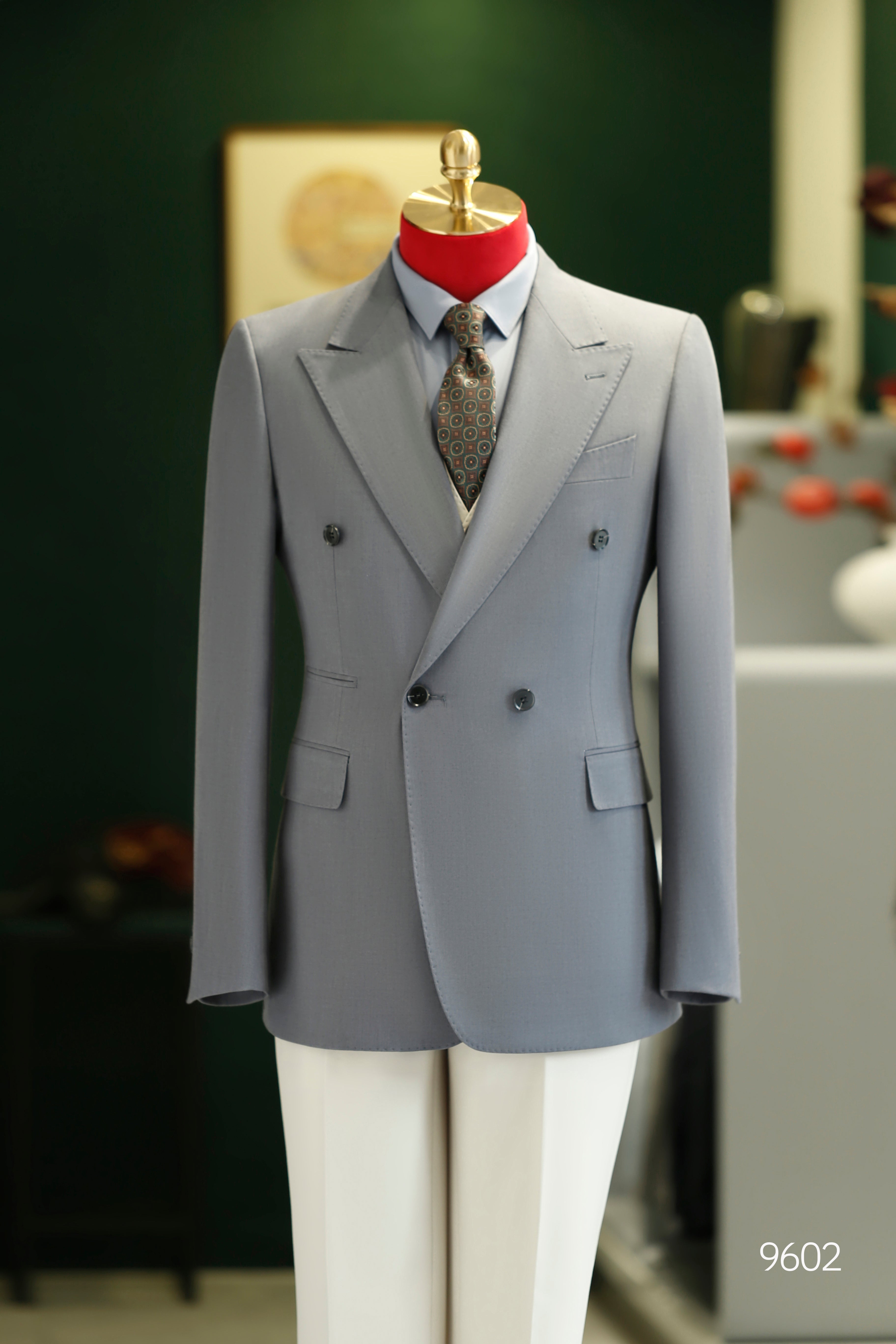 Double-Breasted Light Grey Wool Suit | Tailored Formal Groom & Business Suit