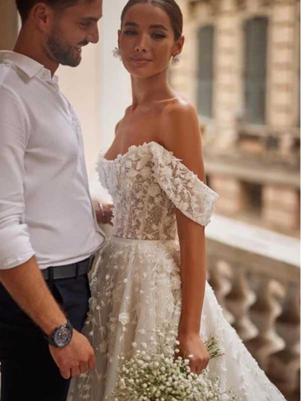 Elegantes schulterfreies A-Linien-Brautkleid mit Spitzen-Tüll-Applikationen, WD0478