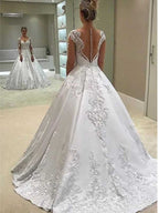 Elegantes Brautkleid mit langen Ärmeln und V-Ausschnitt, WD0489