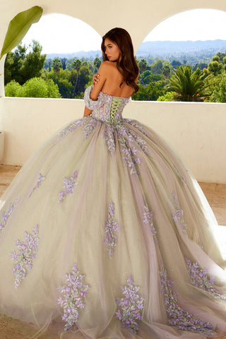 Schulterfreies Ballkleid mit Applikation von Juliet JT1479J