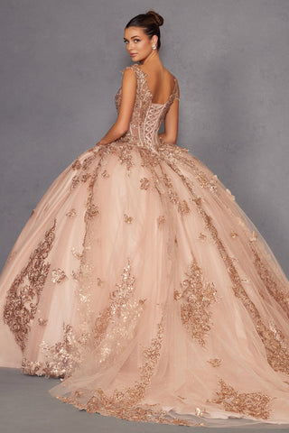 Schulterfreies Ballkleid mit 3D-Schmetterling von Juliet JT1485J