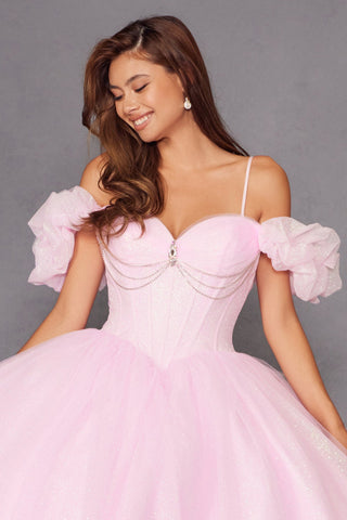 Glitzerndes, schulterfreies Ballkleid aus Tüll von Juliet JT1487H