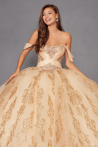 Schulterfreies Ballkleid mit Glitzerprint von Juliet JT1488H