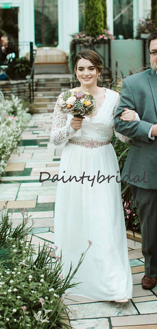 Erschwingliches V-Ausschnitt, schlichtes Chiffon-Spitzen-Langarm-Brautkleid mit offenem Rücken. DB10689