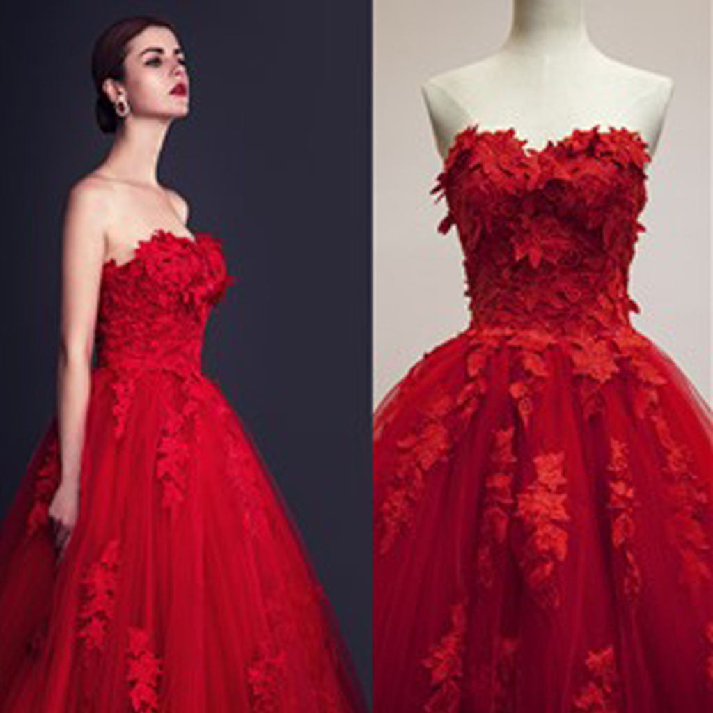 Robe de mariée bal princesse évasée en tulle rouge éclatant avec applications en cœur et laçage, WD0150