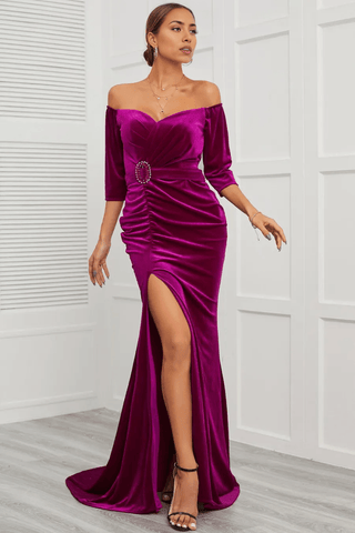 Kleid für die Brautmutter im Meerjungfrauenstil, schulterfrei, mit Schlitz vorne