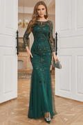 Kleid für die Brautmutter im Meerjungfrauenstil mit Perlenbesatz und langen Ärmeln