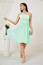 Vestido de dama de honor corto de chiffon de un hombro Numbersea para mujer Vestidos formales para fiesta y regreso a casa 2804