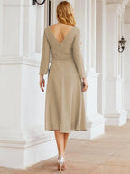 Vestido de madrinha com decote em V e cinto para mãe da noiva e convidada de casamento 28031 