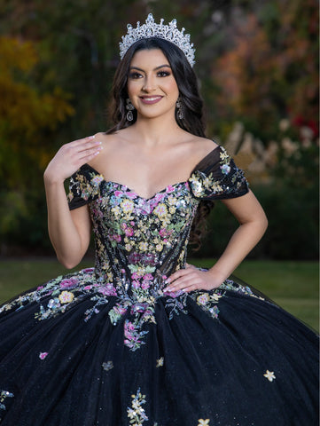 Vestido de baile com aplicações e manga curta de LizLuo Quince 26088