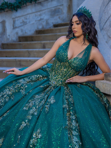 Vestido de baile convertível com saia curta de LizLuo Quince 26089