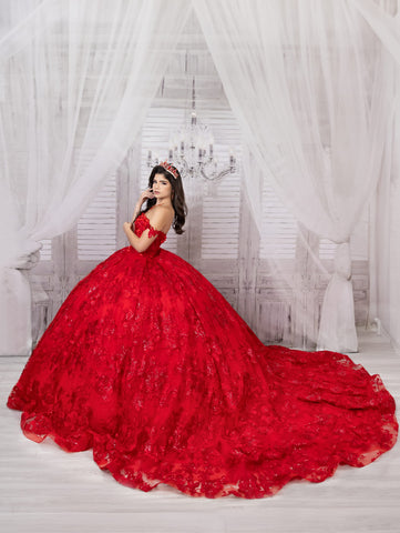 Vestido de baile com aplicações e mangas compridas da LizLuo Quince 26092