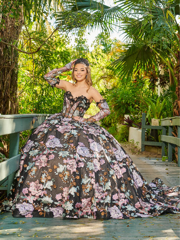 Vestido de baile sem alças com aplicações florais da LizLuo Quince 26092M