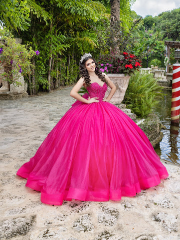 Trägerloses Ballkleid mit Puffärmeln von LizLuo Quince 26102