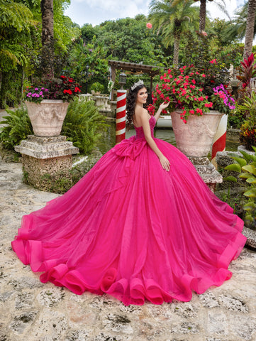 Trägerloses Ballkleid mit Puffärmeln von LizLuo Quince 26102