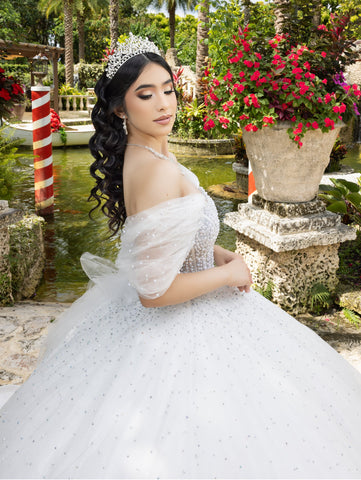 Trägerloses Ballkleid mit Puffärmeln von LizLuo Quince 26102