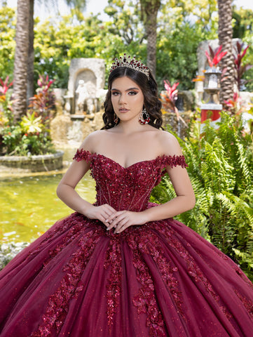 Vestido de baile com corpete ombro a ombro da marca LizLuo Quince 26105