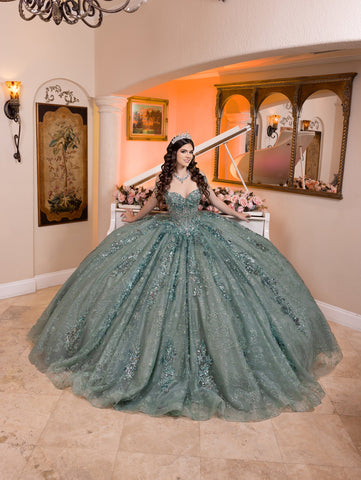 Vestido de baile com decote ombro a ombro em camadas da LizLuo Quince 26106