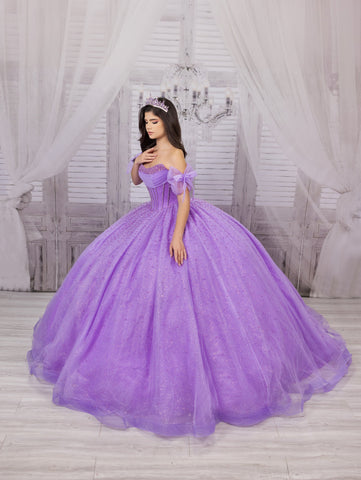 Trägerloses Cape-Ballkleid von LizLuo Quince 26114