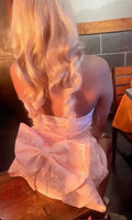 Süßes Rosa Trägerloses Satin-Druck Ballkleid, Kurzes Abschlussballkleid Mit Schleife Y7965