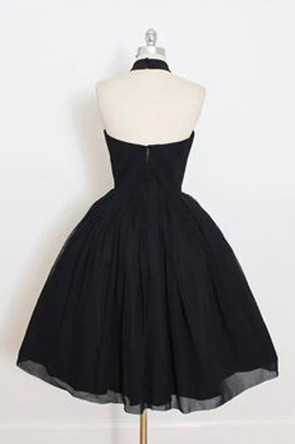 Vestido de Baile de Tule Preto Sem Mangas, Decote Halter e Corte em Linha A, para Homecoming de Meio-Comp