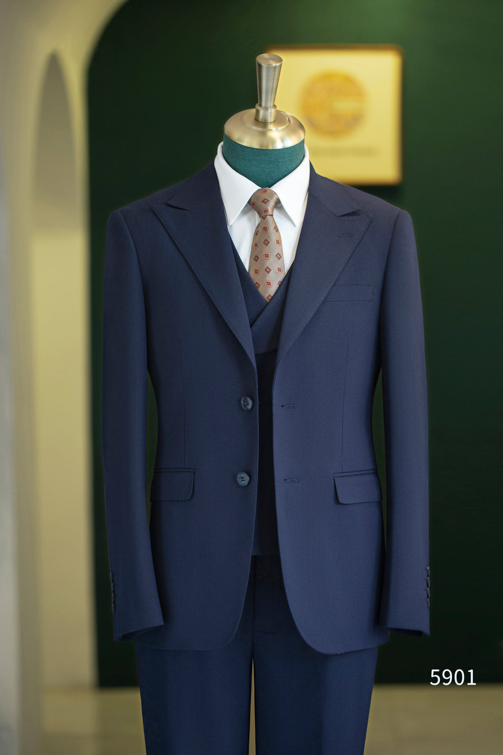 Navy Blue Wool 3-Piece Wedding Suit | Tailored Groom & Groomsmen Attire