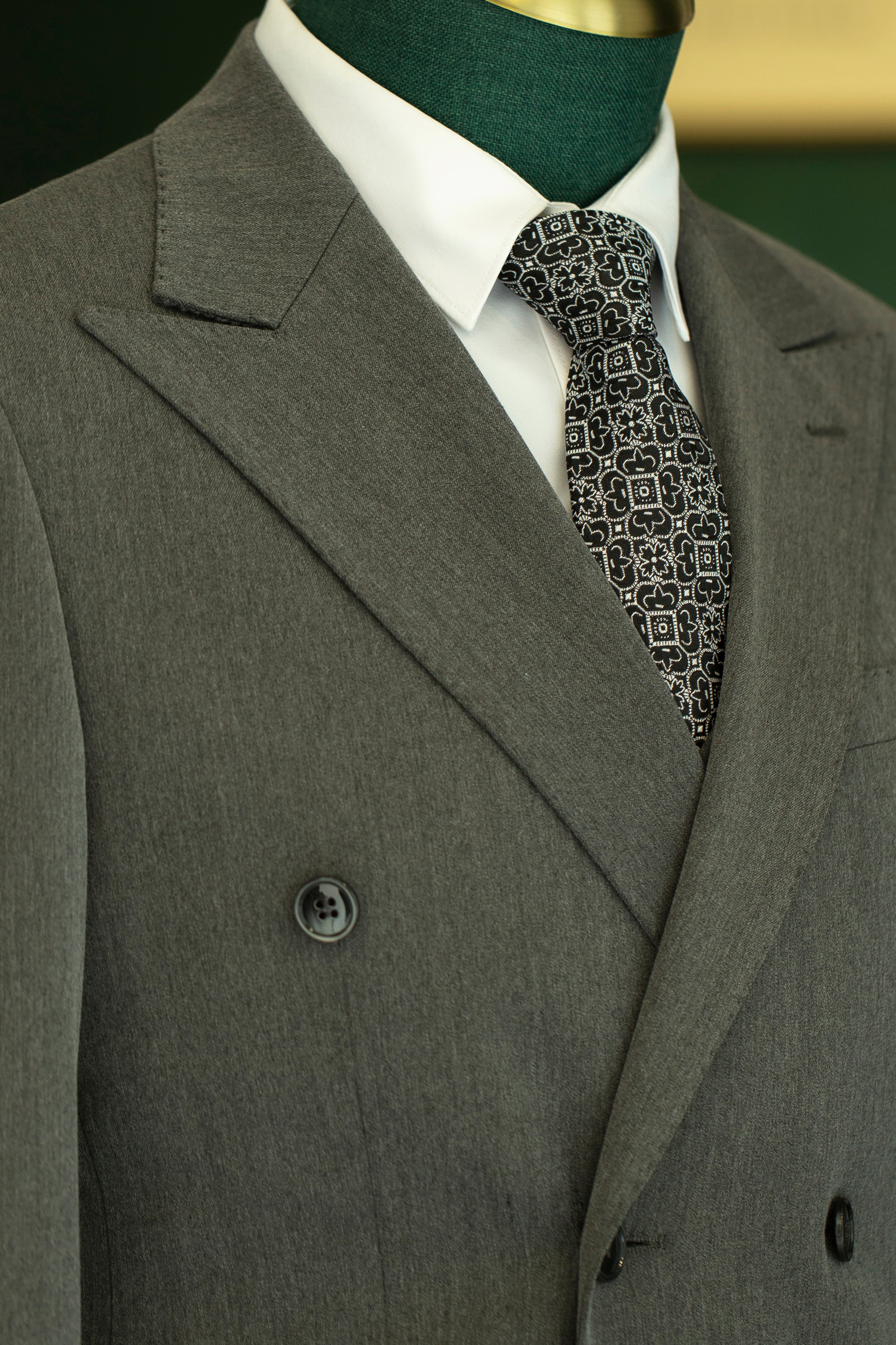 Charcoal Grey Wool Double-Breasted 3-Piece Wedding Suit | Tailored Groom & Groomsmen Attire