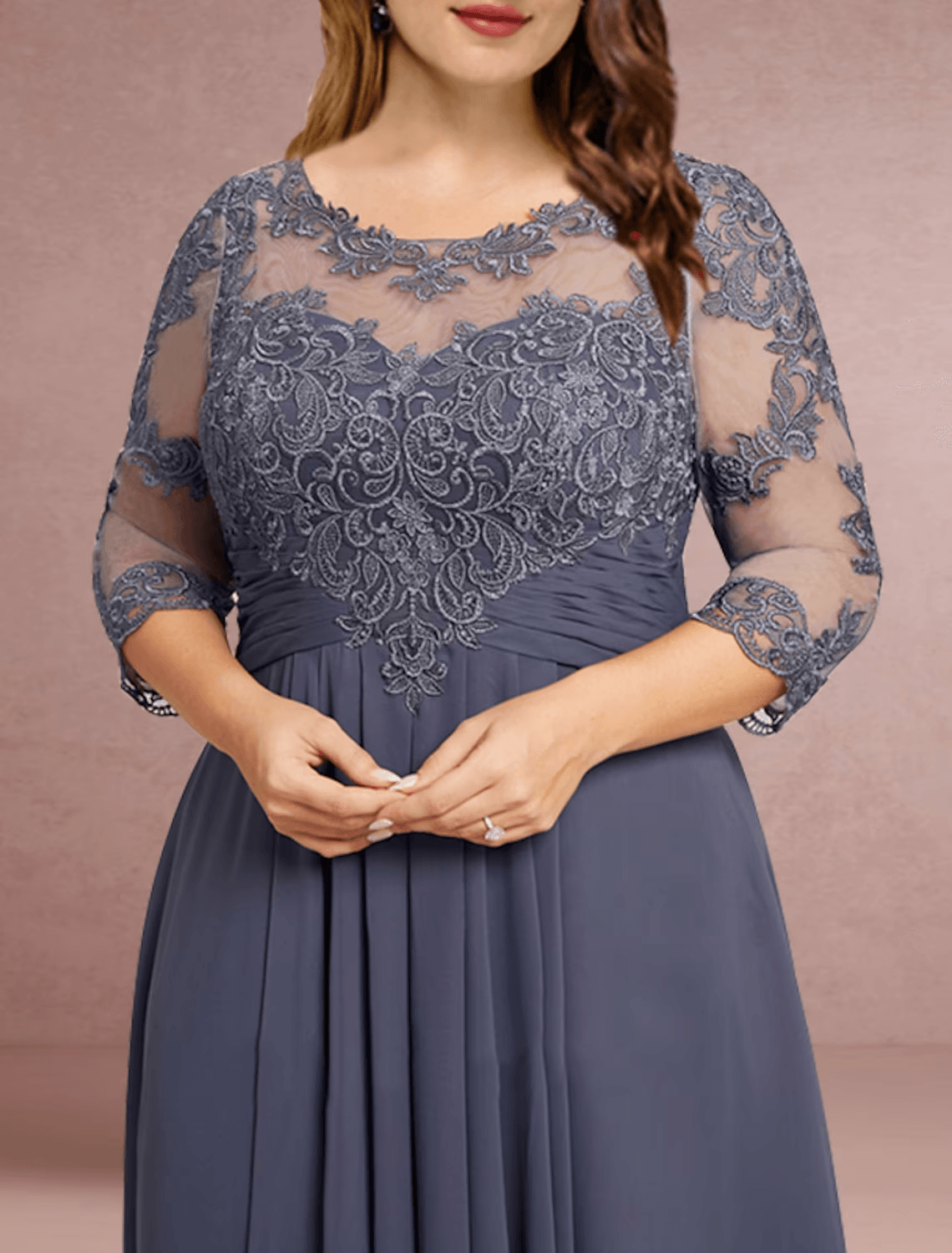 Vestido de mãe da noiva com bainha/coluna, elegante, decote em joia, assimétrico, chiffon, renda, manga 3/4 com pregas, cor sólida