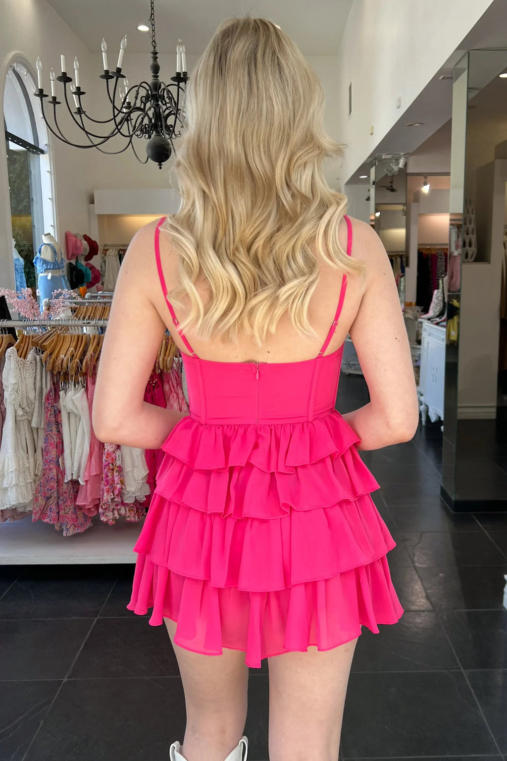 Robe de bal à bretelles spaghetti ligne A adorable en rose vif pour fête Y2287