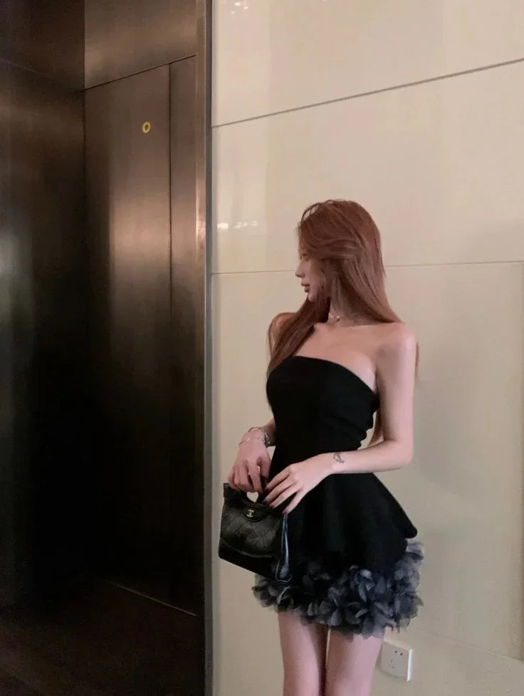 Vestido de Cóctel Sin Tirantes de Tul Negro con Flores 3D Vestido Sin Tirantes para Baile de Bienvenida Y8105