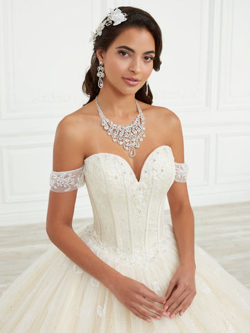 Quinceanera-Kleid mit 3D-Applikation von House of Wu 26975