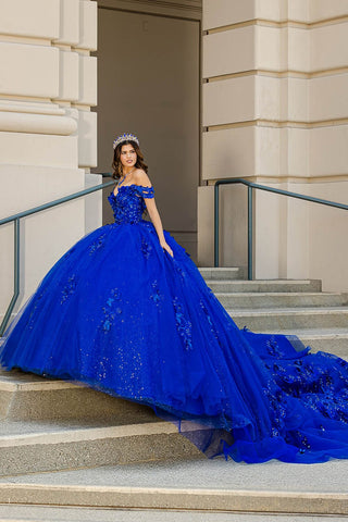 Schulterfreies Ballkleid mit 3D-Schmetterling von Petite Adele PQ1028