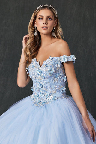 Schulterfreies Ballkleid mit 3D-Blumenmuster von Juliet 1434