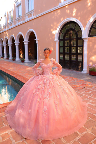 Quinceanera-Kleid mit Glockenärmeln und 3D-Blumenmuster von Amarra 54290