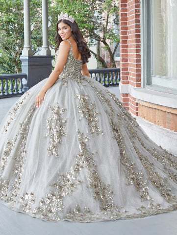 Quinceanera-Kleid mit 3D-Blumen-Cape von House of Wu 26052