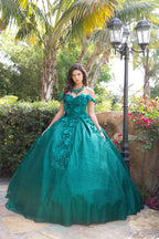 Schulterfreies Ballkleid mit 3D-Blumenmuster von Petite Adele PQ1002