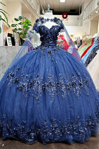 Ballkleid mit schulterfreiem Cape und 3D-Blumenmuster von Elizabeth K GL3179