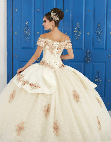 Schulterfreies Kleid mit 3D-Blumenmuster von House of Wu LA Glitter 24048
