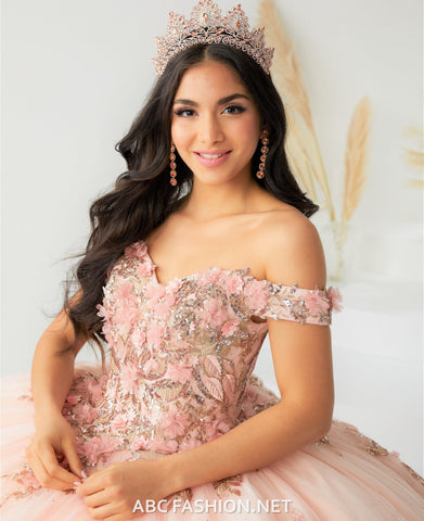 Quinceanera-Kleid mit 3D-Blumenmuster und Schleppe von House of Wu 26027T