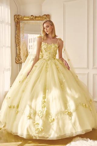 Ärmelloses Ballkleid mit 3D-Blumen-Cape von Juliet 1436