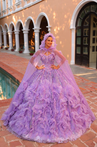 Ärmelloses Quinceanera-Kleid mit 3D-Blumenmuster und Umhang von Amarra 54314