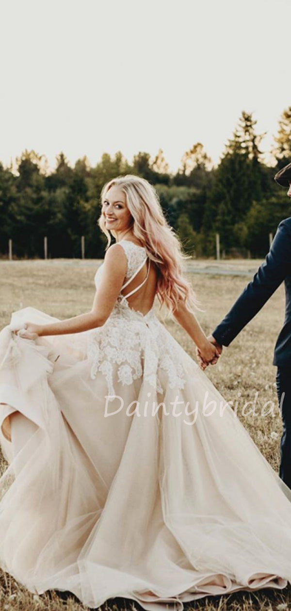 Novos vestidos de noiva compridos com decote em V, renda e tule, sem mangas, linha A. DB10474