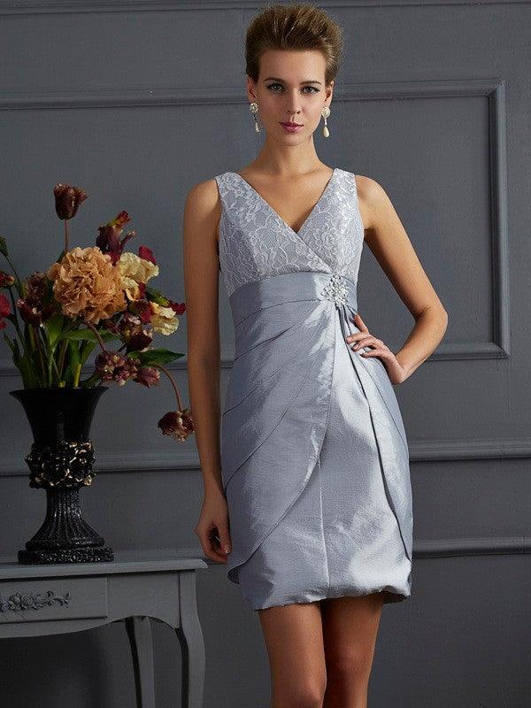 Vestidos curtos de tafetá para mãe da noiva, decote em V, sem mangas e com bainha/coluna