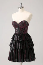 Niedliches Schwarz-Rosa A-Linien Sweetheart Korsett Kurzes Homecoming Kleid mit Perlenstickerei
