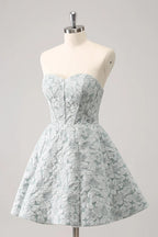 Vestido corto de fiesta de regreso a casa con corsé de escote corazón en línea A en gris verde adorable