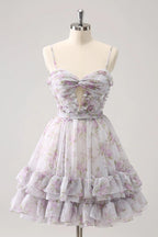 Vestido de Baile Lila Lindo con Corte A, Abertura, Niveles, Estampado Floral y Volantes