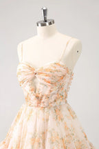Vestido de Regreso a Casa Florido con Volantes, Corte A Line, Escotado y Acanalado en Amarillo Encantador